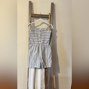 Promesa romper size small